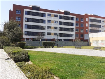 Apartamento T2 / Oeiras, Queijas