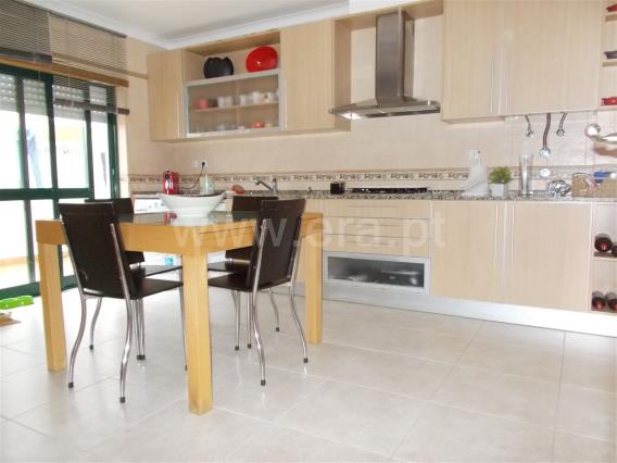 Apartamento T3 / Moita, Zona 11 - Alhos Vedros Centro