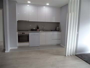 Apartamento/Piso T2 / Gondomar, Rio Tinto - Estação
