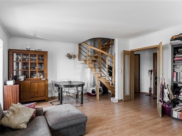 Duplex T3 / Lisboa, Ajuda