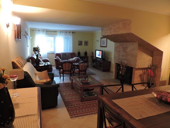 Moradia Isolada T5 / Almada, Quinta da Carcereira