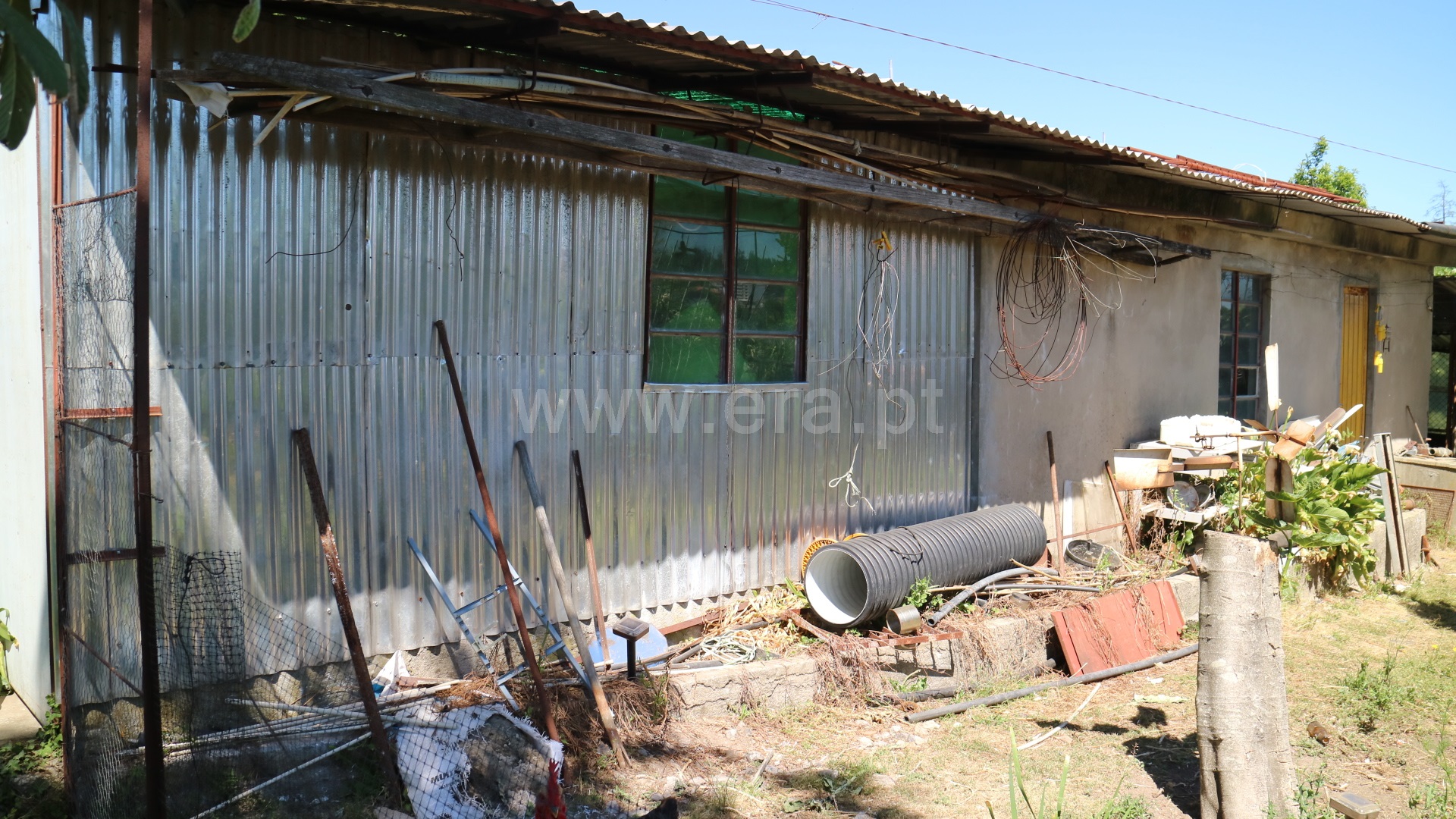 Terreno Urbano / Paços de Ferreira, Carvalhosa / Venda / Ref. 332190071