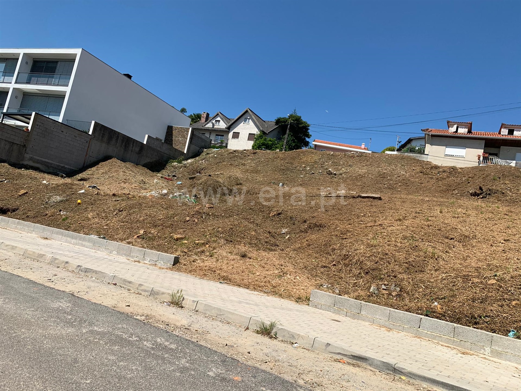 Terreno / Vila Nova de Famalicão, Vila Nova de Famalicão e ...