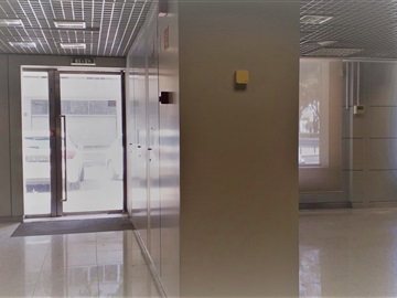 Tienda / Lisboa, Lumiar