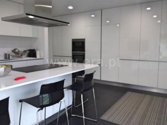 Vivienda T4 / Barcelos, Quintiães e Aguiar